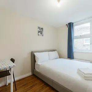 Auberge de jeunesse Mile End 57a, Londres